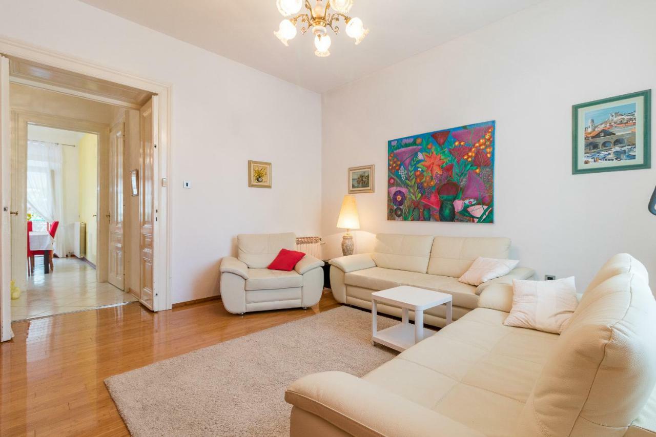 PUY Apartman Vesna מראה חיצוני תמונה